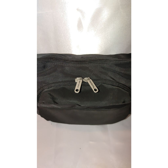 Travelon Anti Theft RFID Classic Collection Crossbody Bucket Bag - Picture 2 of 8